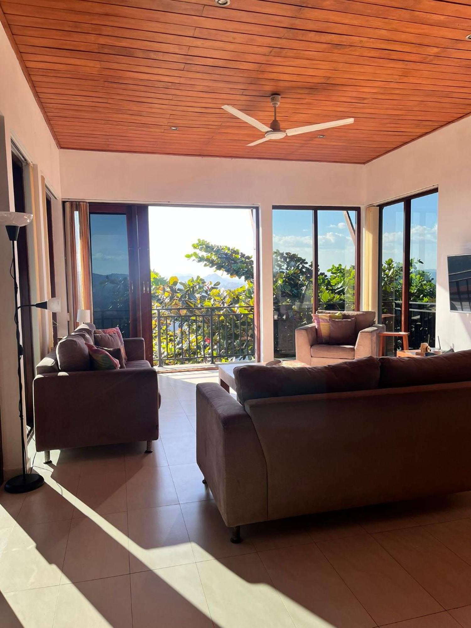 Lotus Villa Kandy 佩勒代尼耶 外观 照片